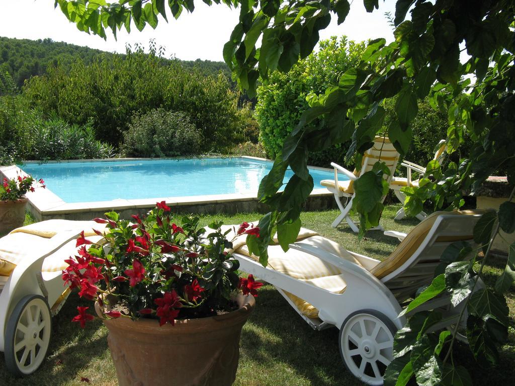 Le Petit Champ Villa Buisson Ruang foto